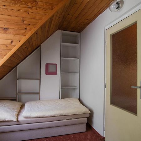 Samostatný mezonetový apartmán s dvěmi ložnicemi a vlastní krytou terasou a sdíleným bazénem Rudník Extérieur photo